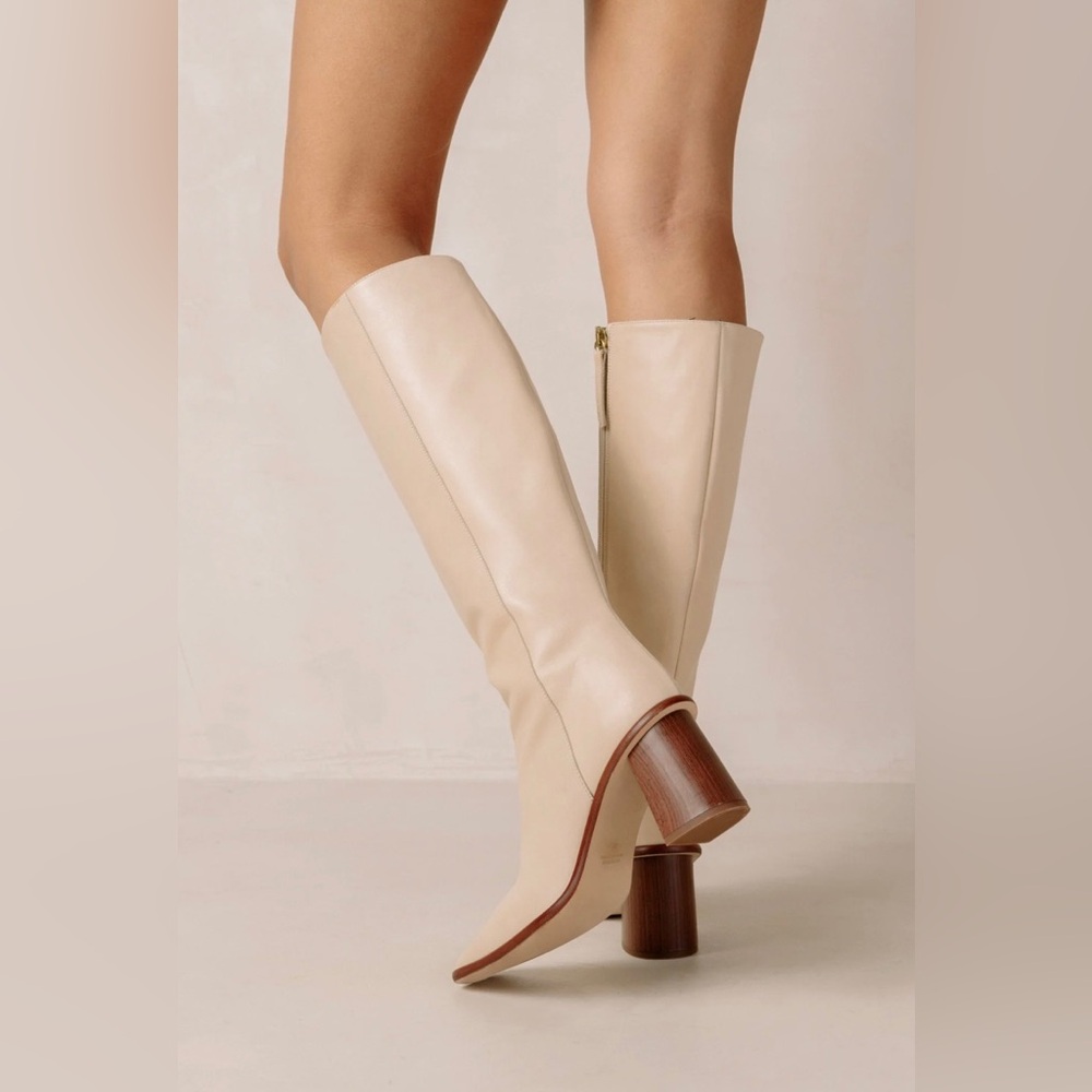 Alohas East boot in cream - Picture 2 of 7